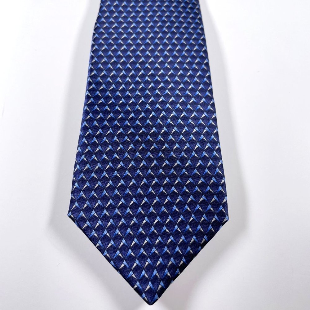 EUC Silk Lanvin Narrow Tie W/Light Blue & Navy Geometric Pattern